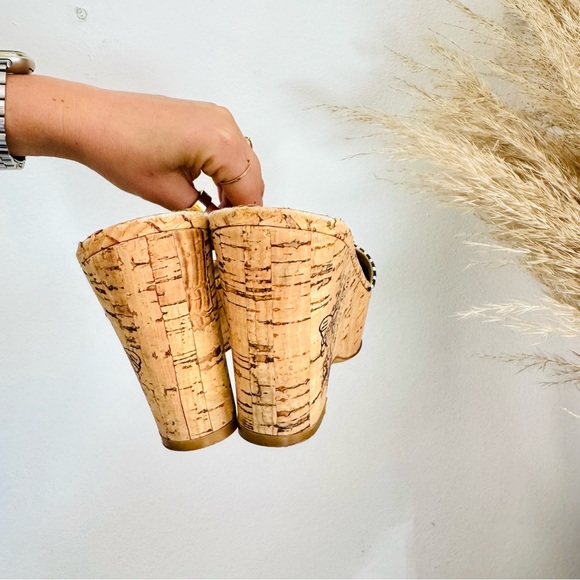 CHANEL Black White Stripe Canvas CC Logo Tan Beige Cork Wedge Sandal Slides 37.5 - Picture 6 of 16